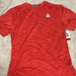 Men’s medium Reebok Shirt